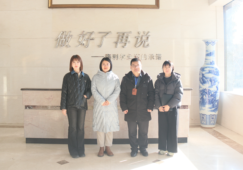 青岛工程职业学院海洋财经学院李院长一行来纽福斯生物参观